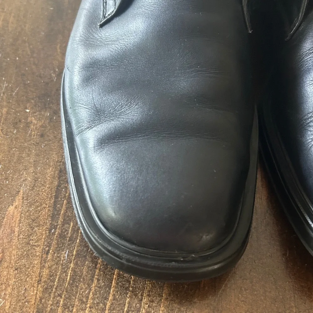 Salvatore Ferragamo Black Leather Chukka Boots 9 2E Wide Square Toe Designer